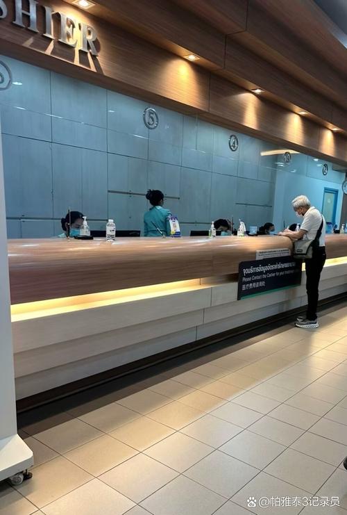 dede前台图片地址多出 