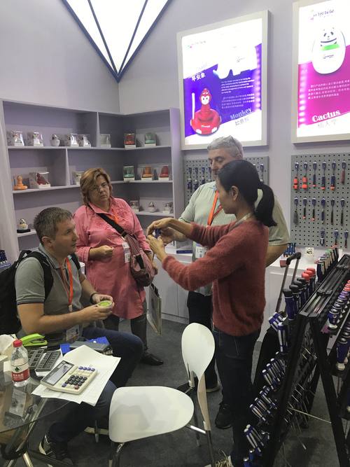 dede_member是做什么的