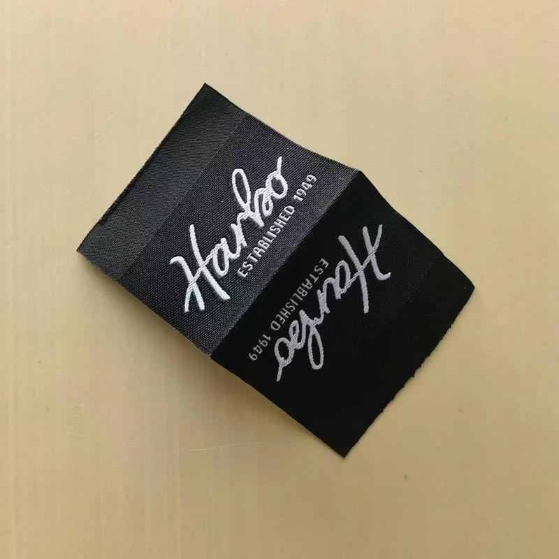 dede织梦调用标签